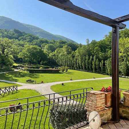 Cerqua Rosara Residence Valtopina Kültér fotó