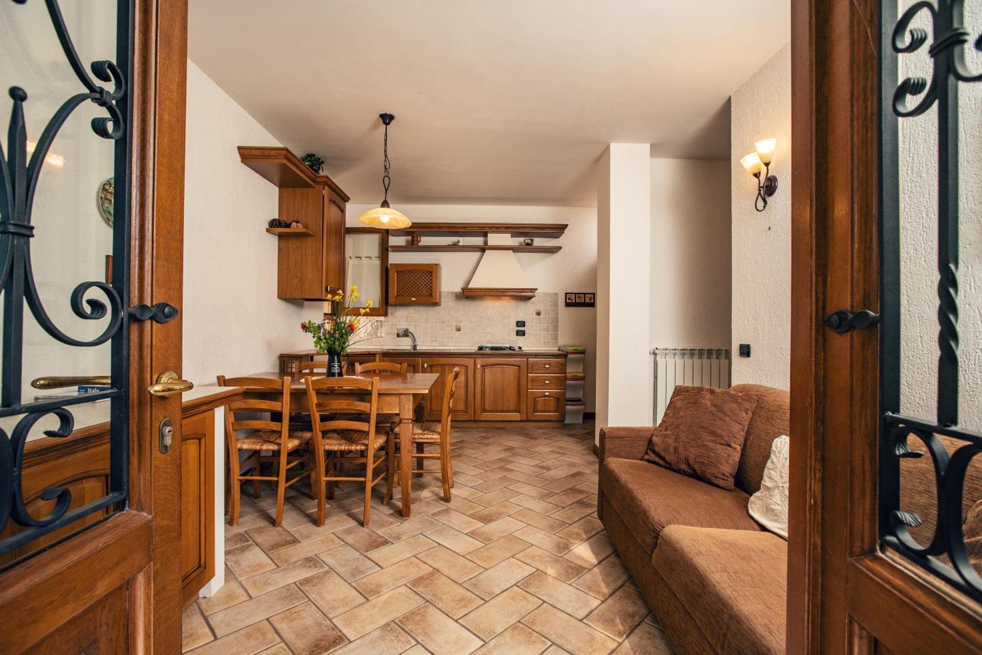 Cerqua Rosara Residence Valtopina Szoba fotó